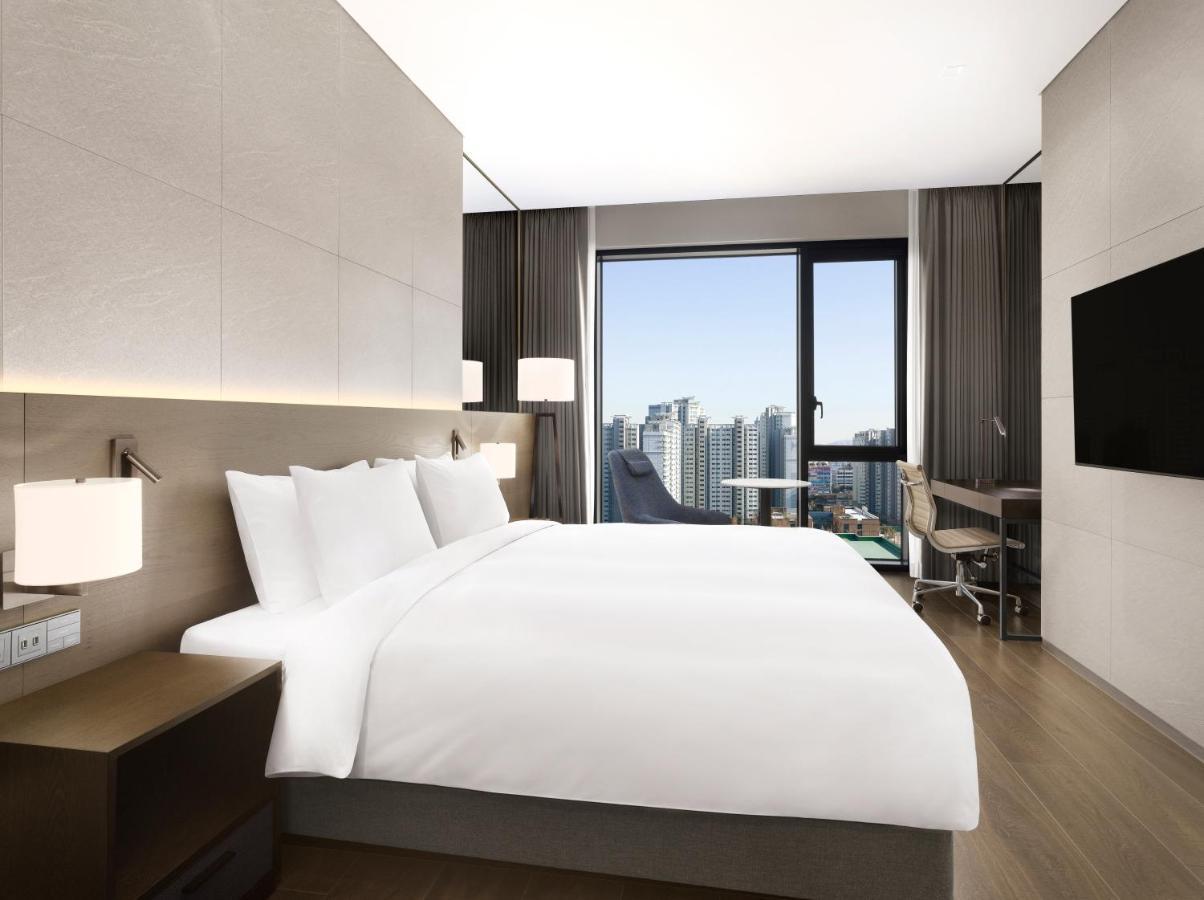 Four Points By Sheraton Suwon Exterior foto