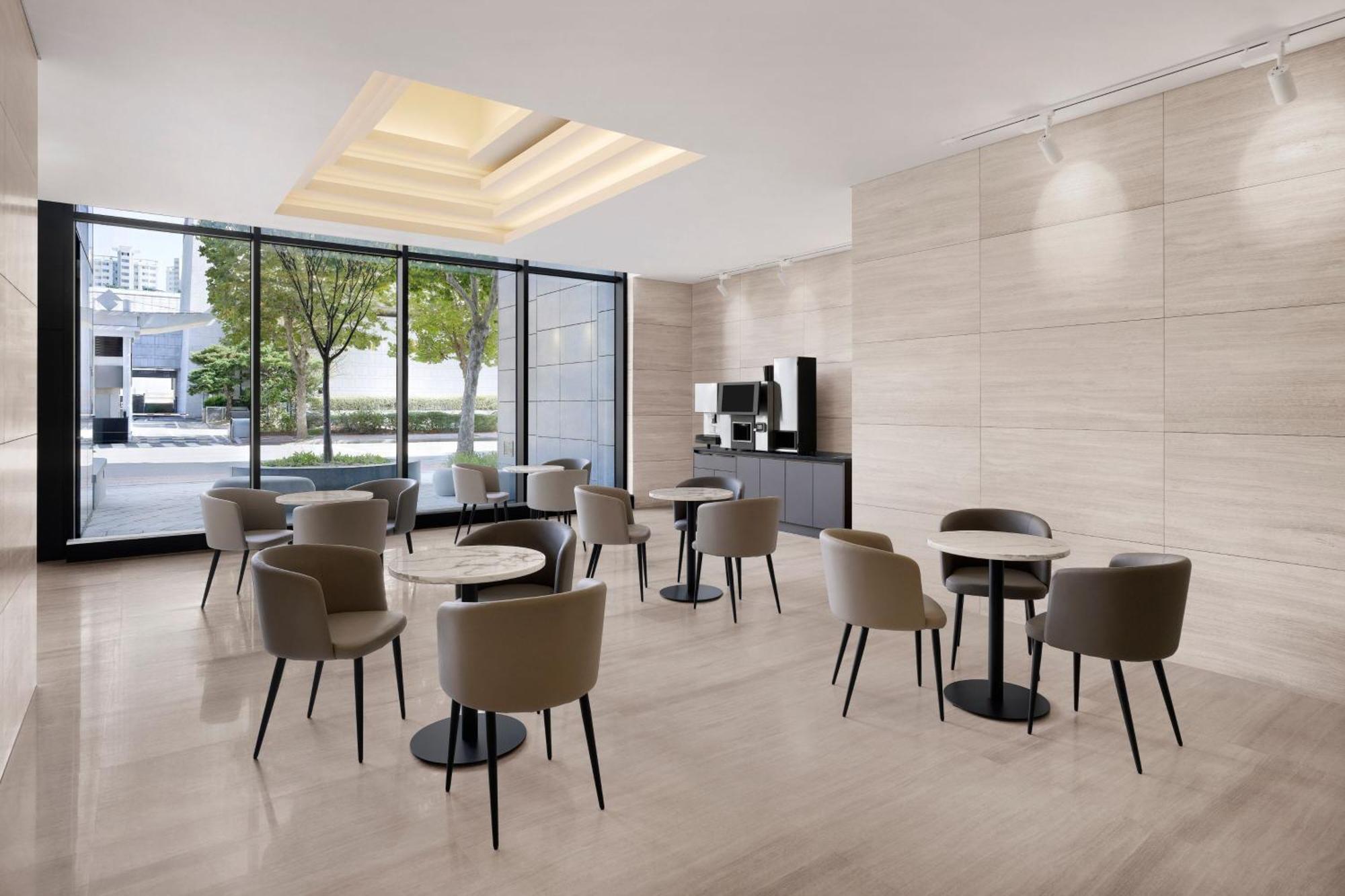Four Points By Sheraton Suwon Exterior foto