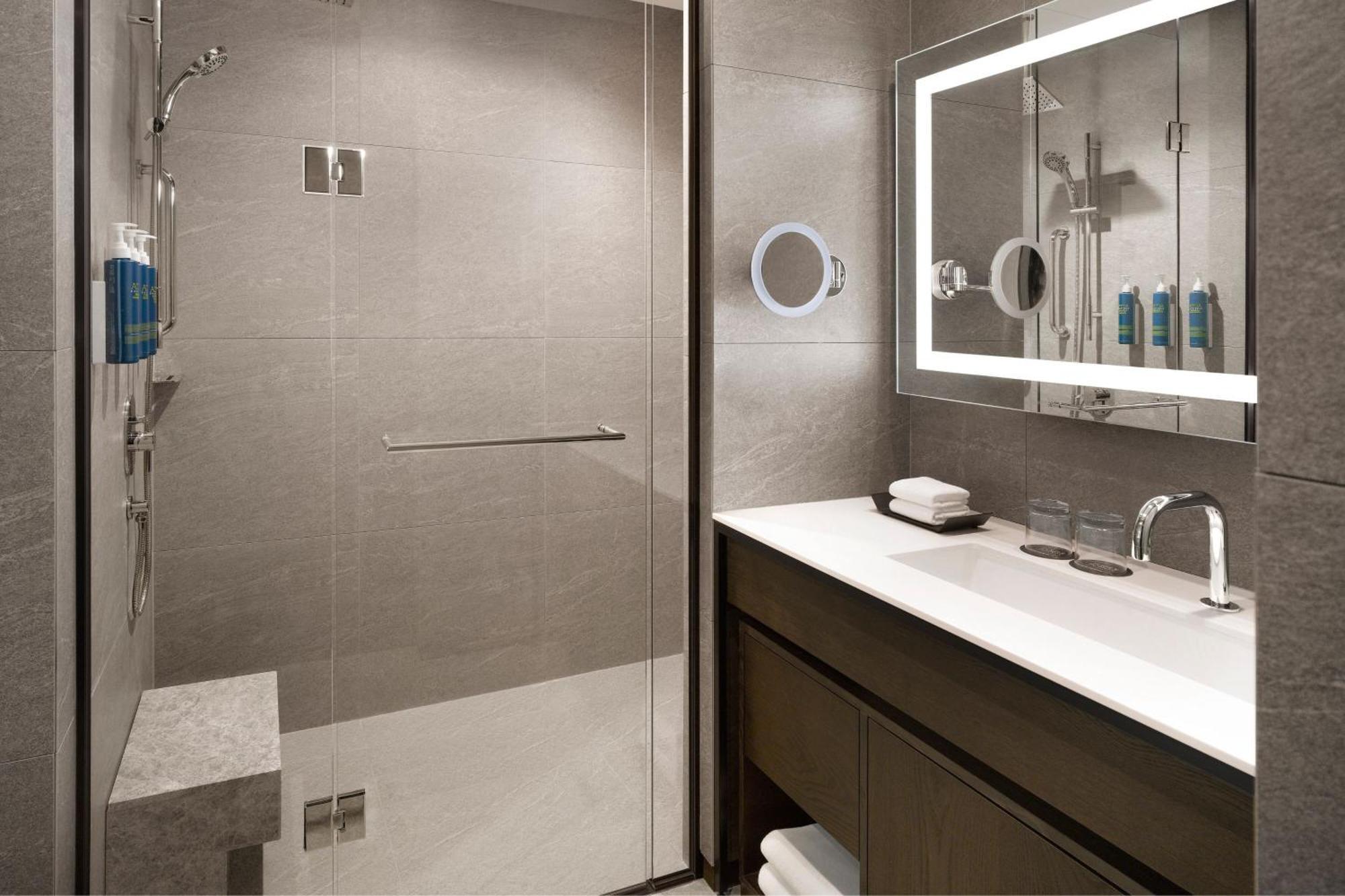 Four Points By Sheraton Suwon Exterior foto